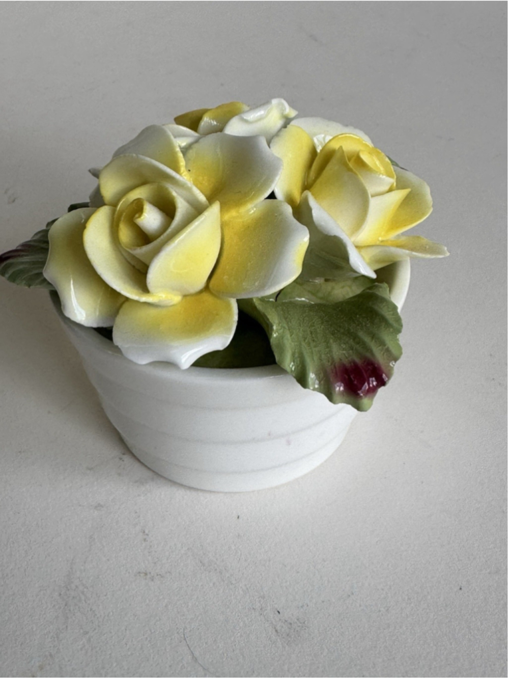 Vintage Aynsley England Hand Modelled & Painted Fine Bone China Flower Bouquet - Picture 3 of 12